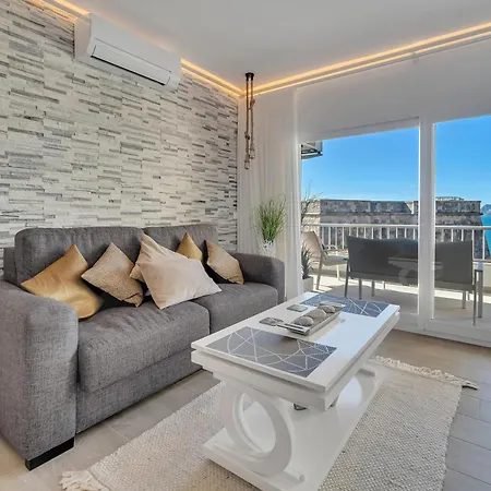 Vista Castillo - By Aldertons * مورايرا
